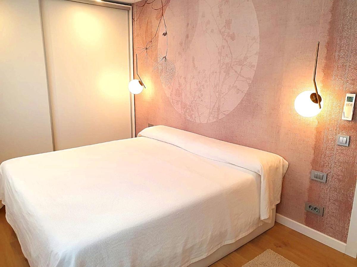 בנידורם First Line Beach Beautiful Two Bedrooms מראה חיצוני תמונה
