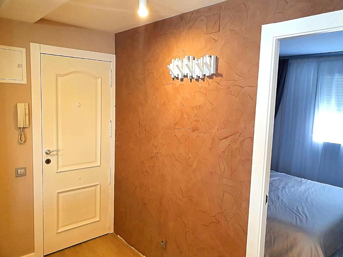 בנידורם First Line Beach Beautiful Two Bedrooms מראה חיצוני תמונה